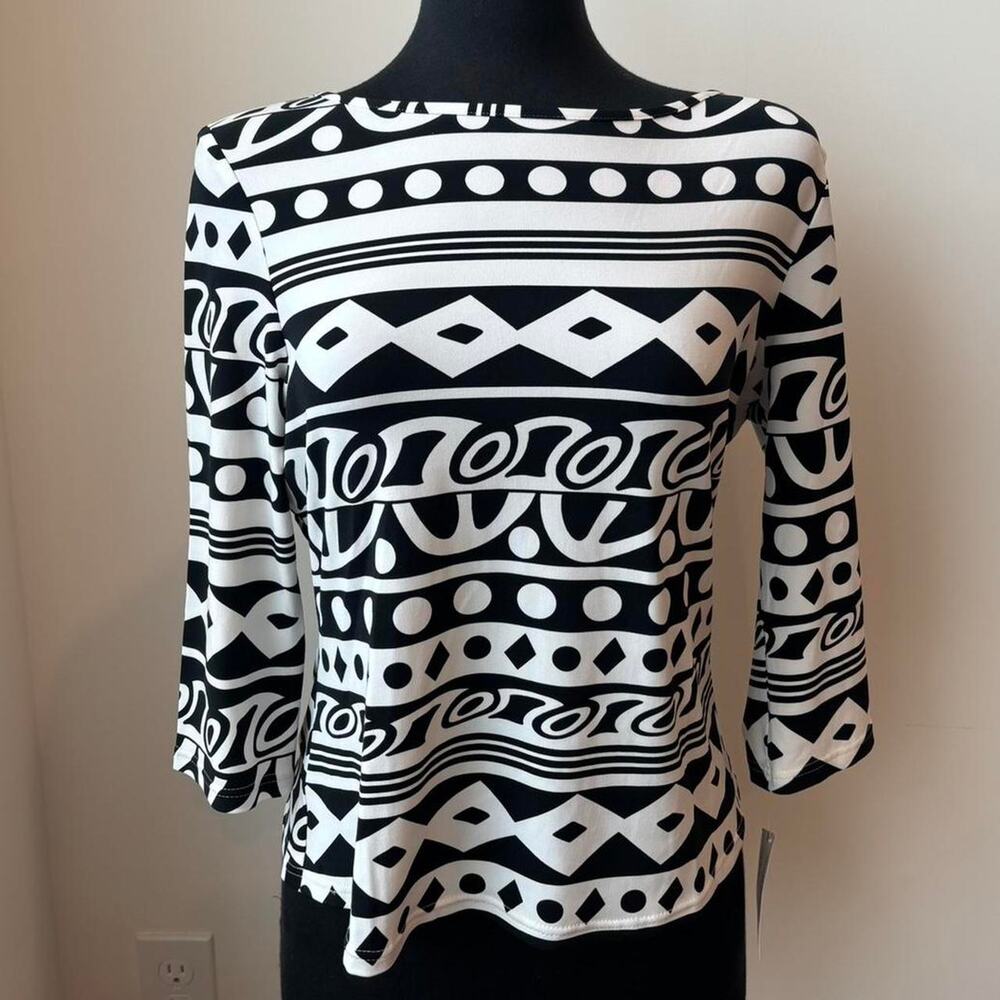 NEW WITH TAGS Tribal Aztec pattern black and white shirt with 3/4 sleeves Sz L